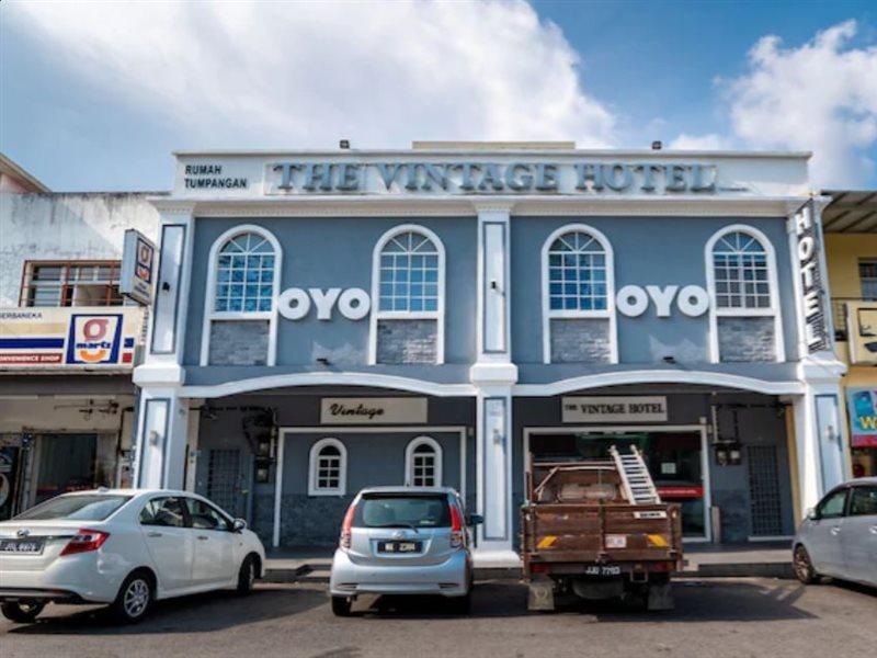 Oyo596复古酒店 新山 外观 照片